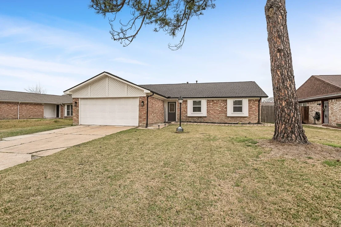 Photo of 12511 Adirondack Drive