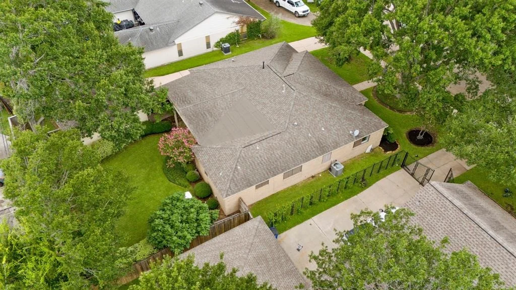 Photo of 7919 Windswept Lane