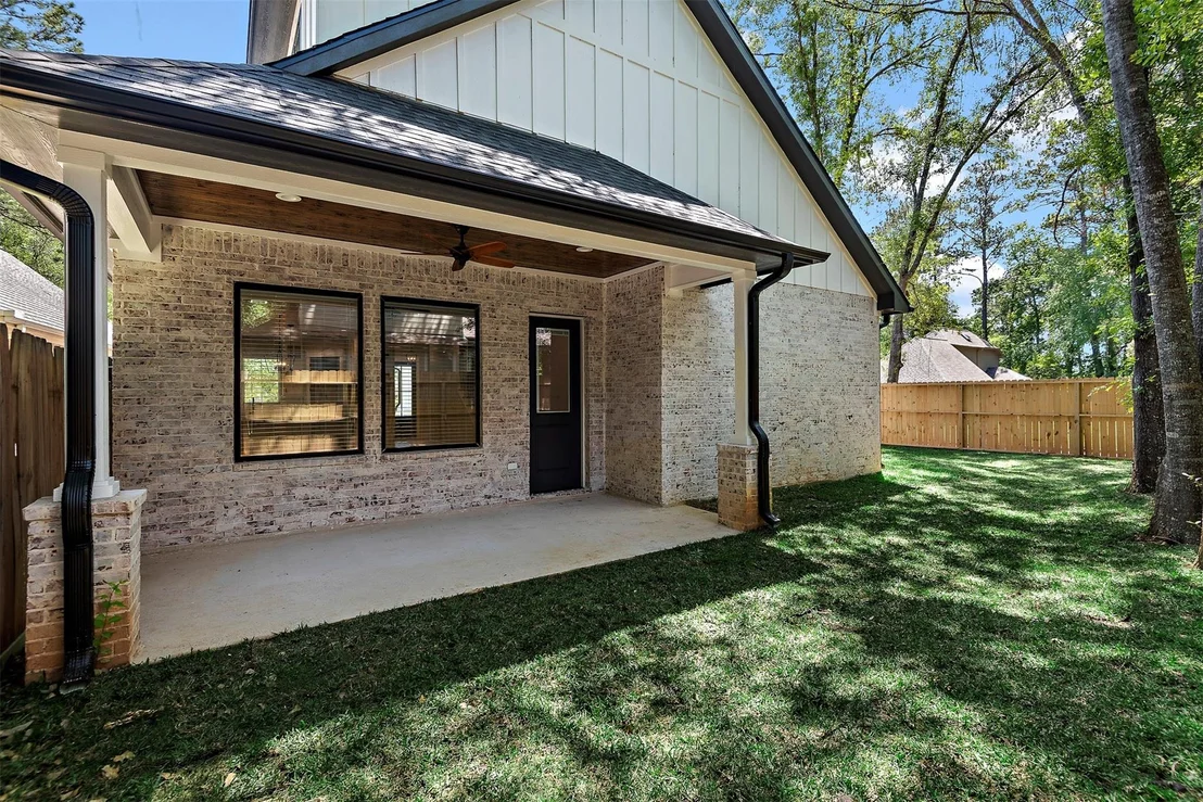 Photo of 13222 Doral Circle