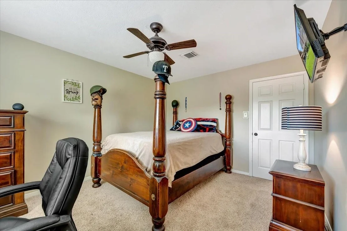 Photo of 15110 Greenleaf Lane
