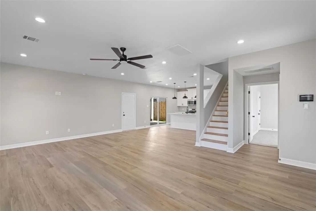 Photo of 813 Barbara Mae Street