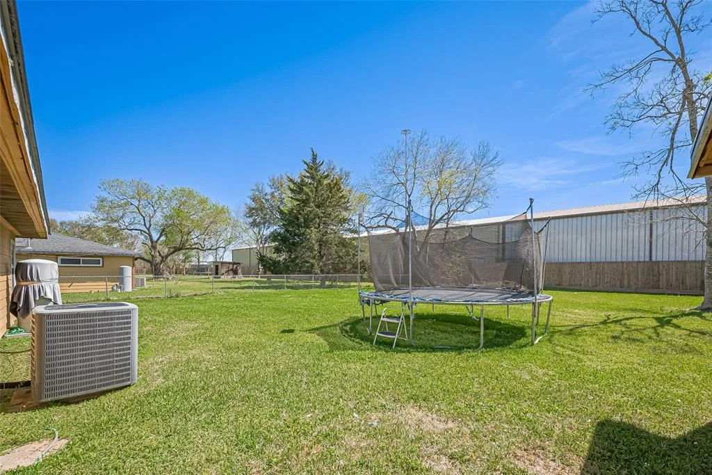 Photo of 230 Grammar Road