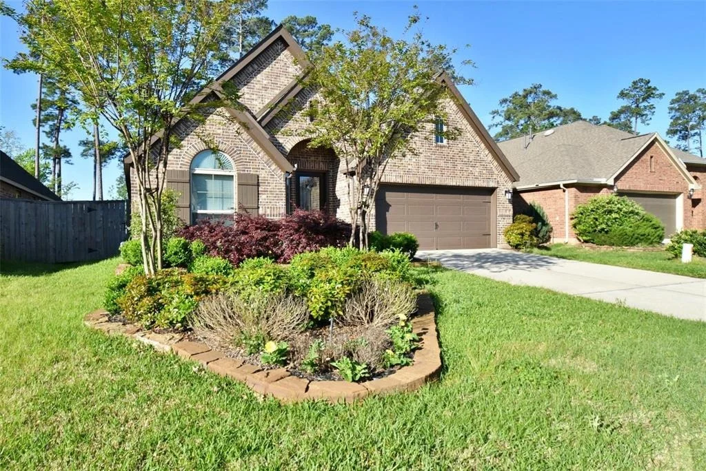 Photo of 221 Red Petal Way
