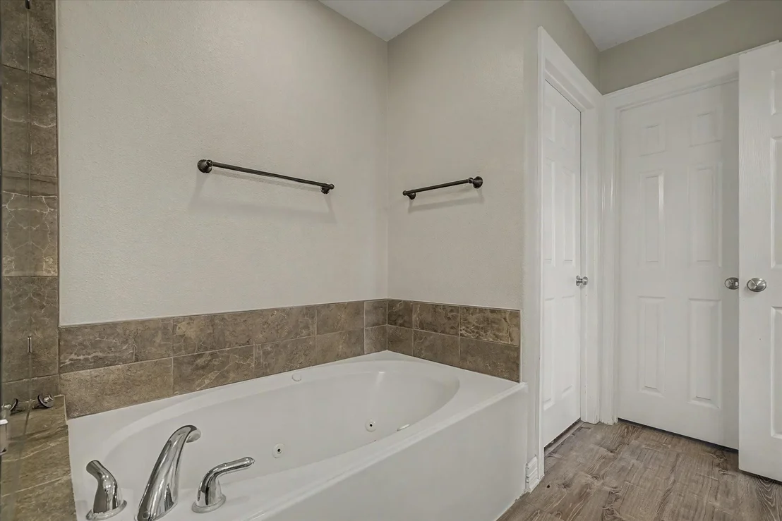 Photo of 1015 Cardinal Drive
