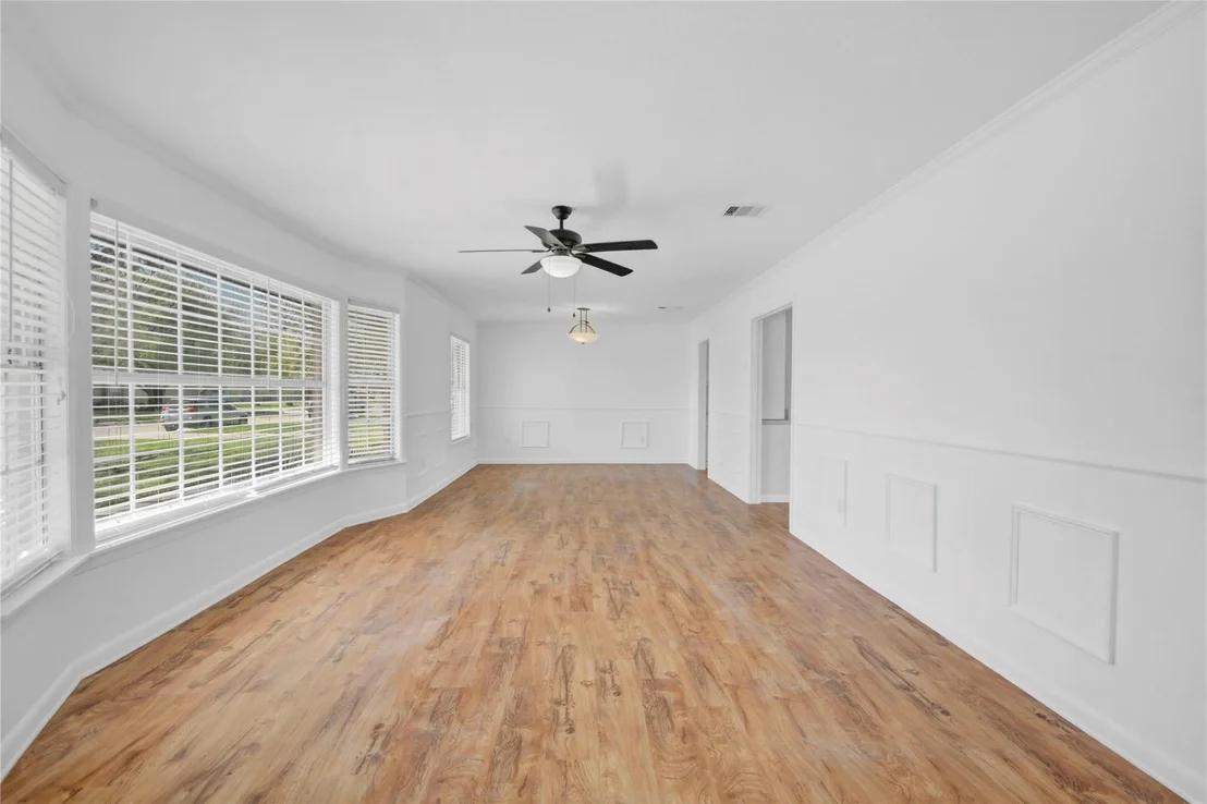Photo of 1618 W 10th Street