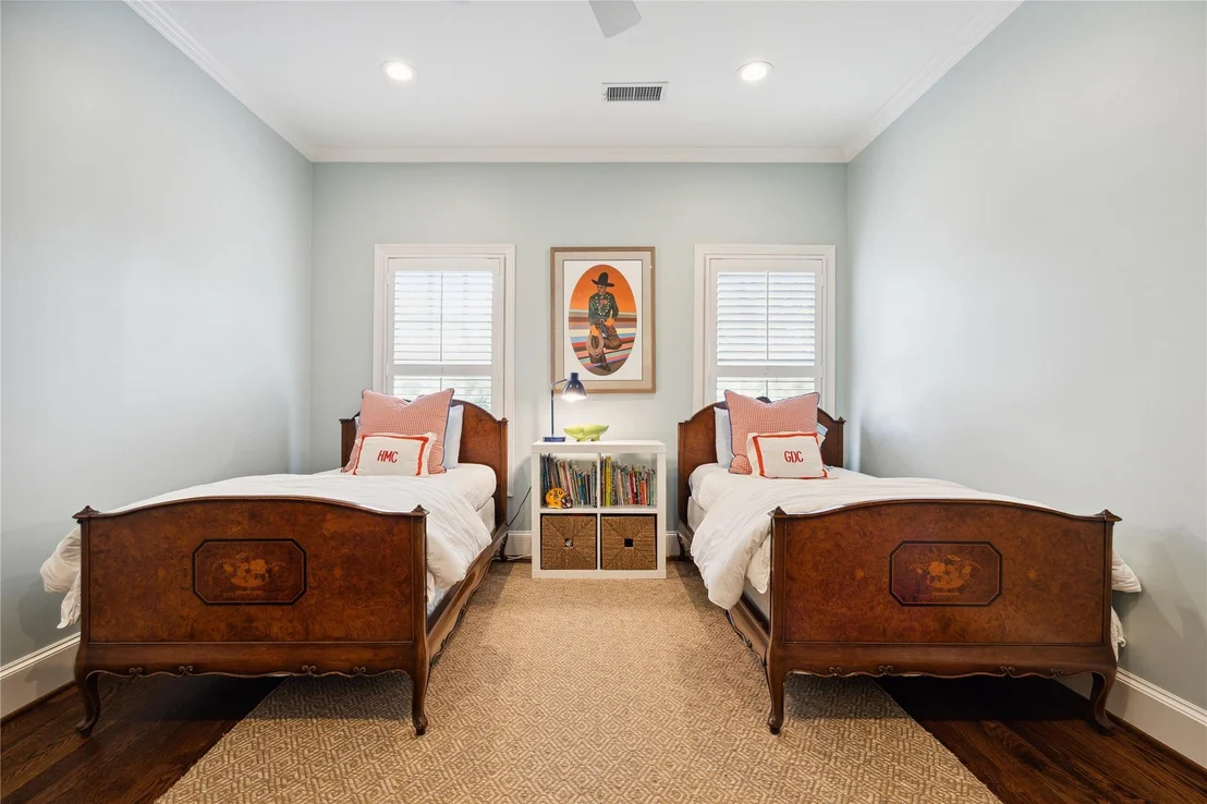 Photo of 2409 Dickey Place