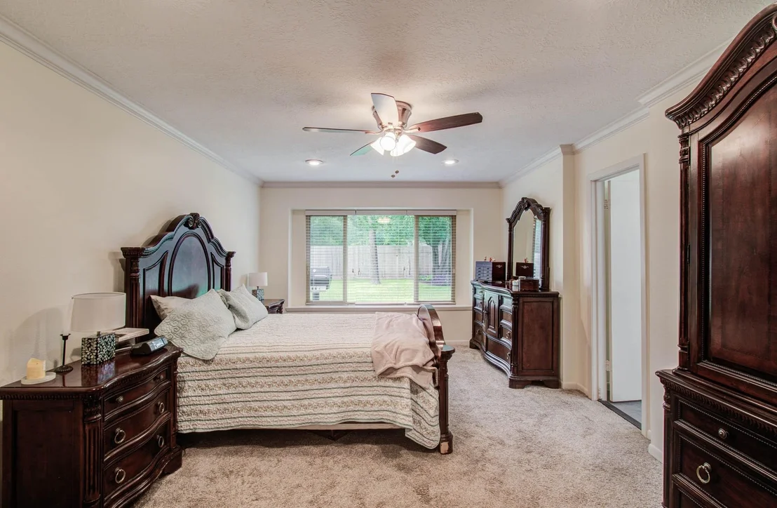 Photo of 9818 Emnora Lane