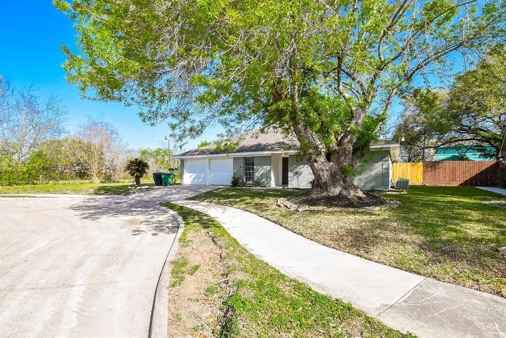 Photo of 4018 Tidewater Drive
