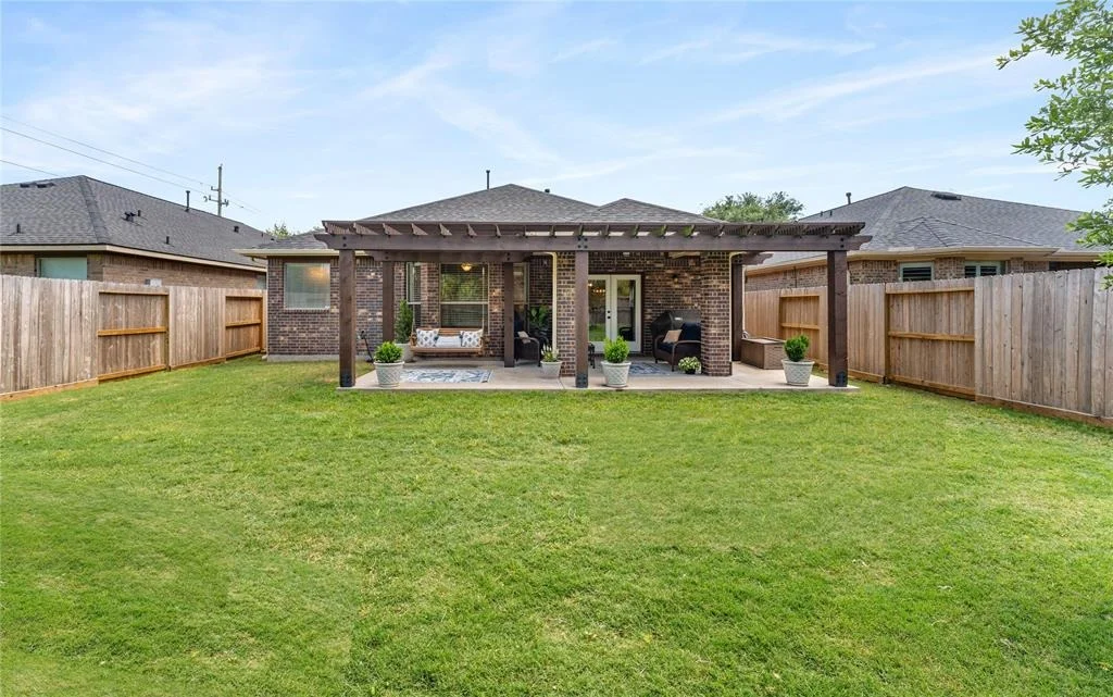 Photo of 6106 Harmony Park Lane