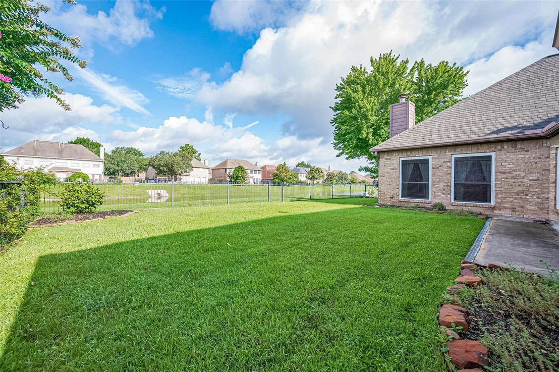 Photo of 15427 Oxenford Drive