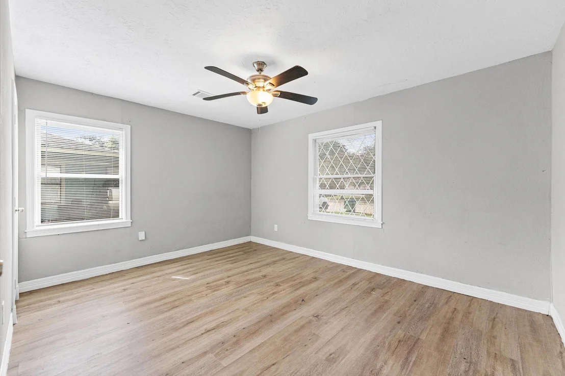 Photo of 409 Alastair Drive