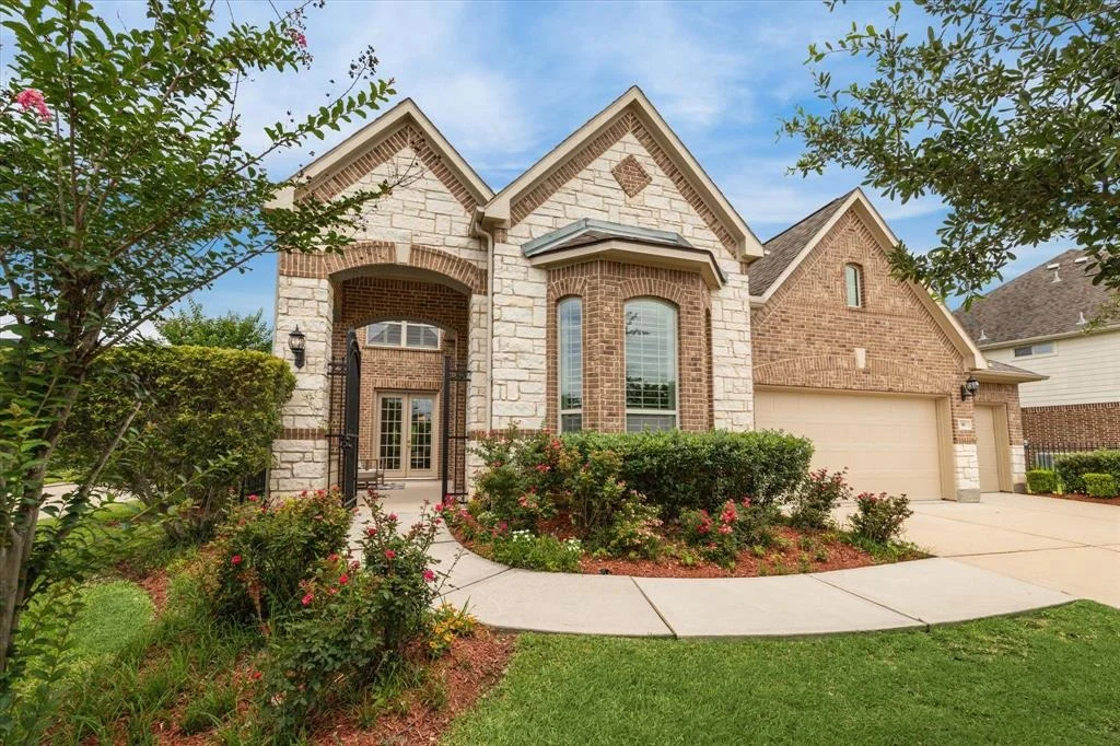 Photo of 90 Birch Canoe Drive