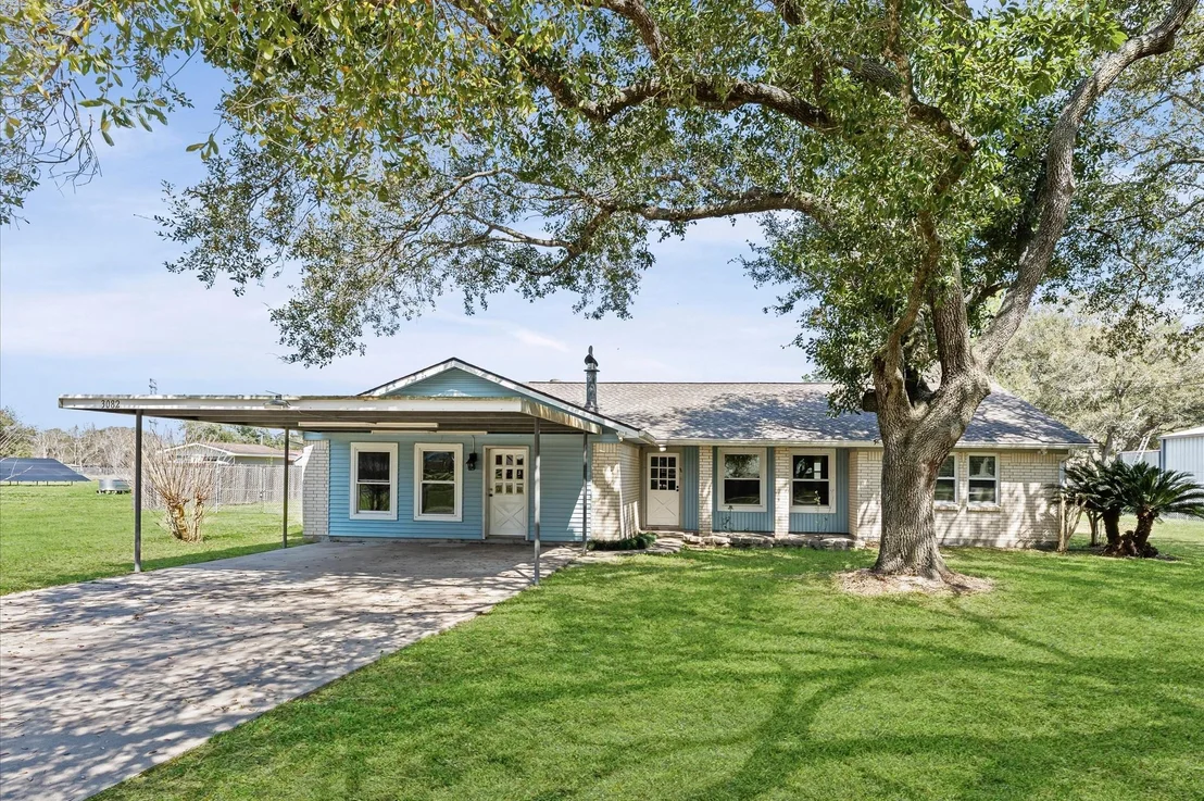 Photo of 3082 County Road 536