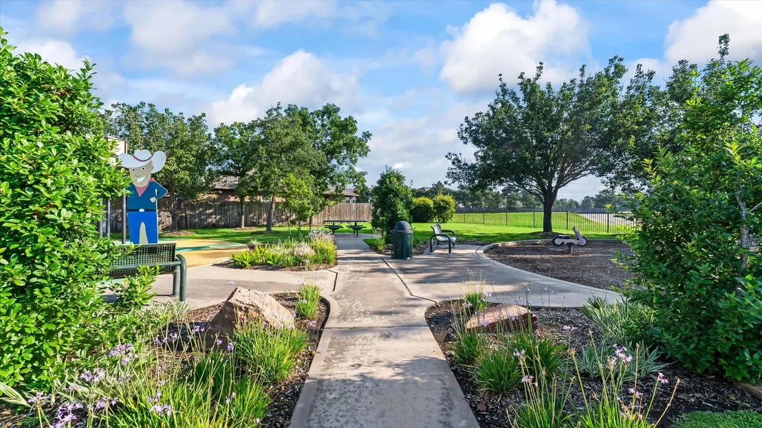 Photo of 8914 Stonebriar Creek Crossing