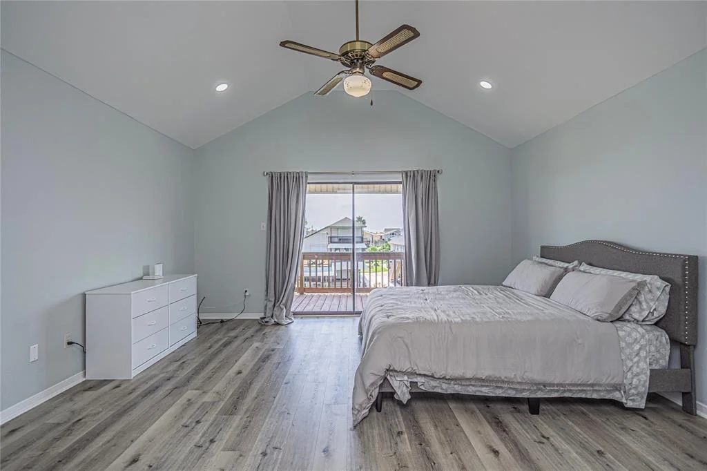 Photo of 301 Commander Drive