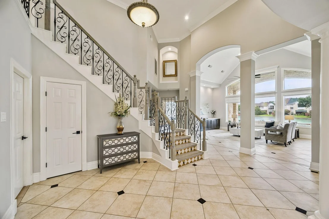 Photo of 5126 Beacon Point