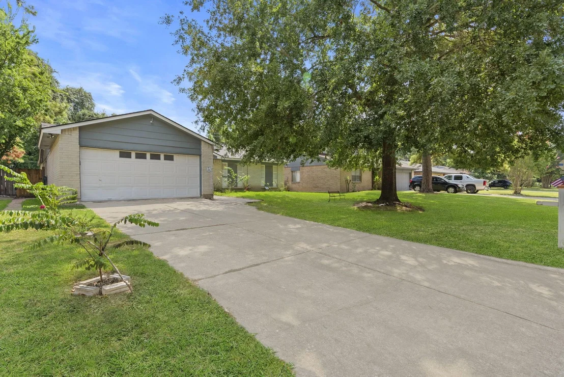 Photo of 23602 Wintergate Drive