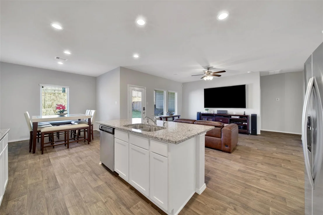 Photo of 13854 Rock Island Trail