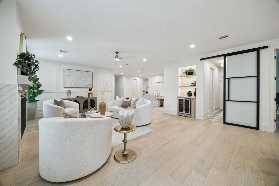 Photo of 10422 Timberoak Drive