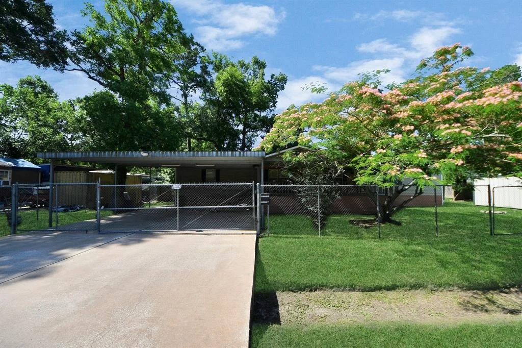 Photo of 9414 Gerber Lane