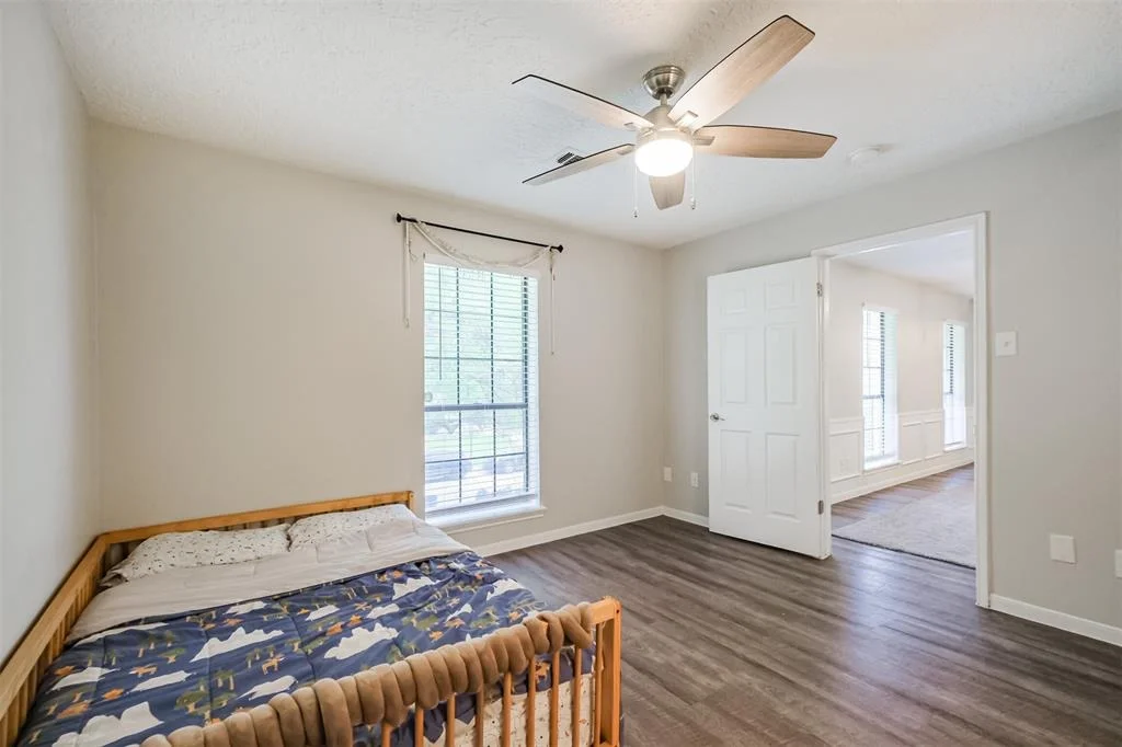 Photo of 16011 Southampton Drive