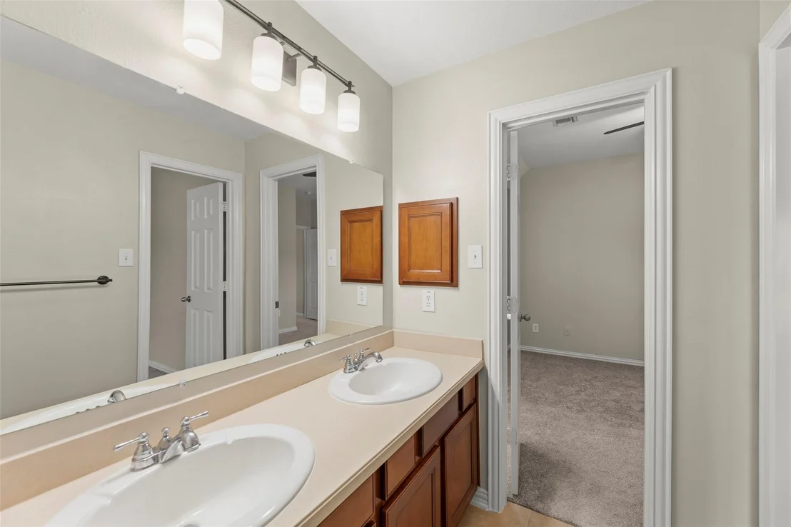 Photo of 31 Granite Path Place