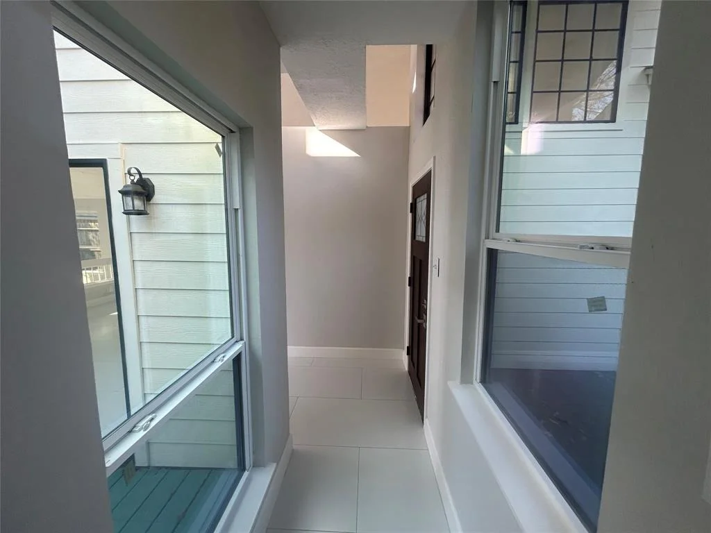 Photo of 6119 Fuller Street
