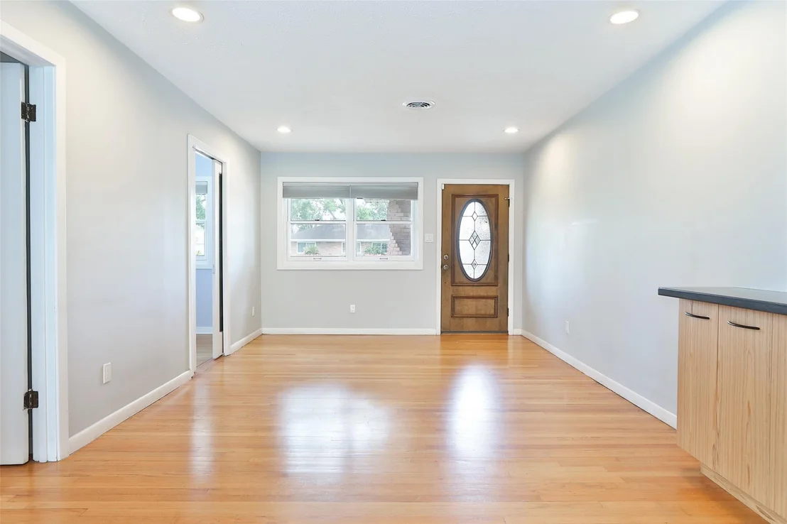 Photo of 2427 Willowby Drive