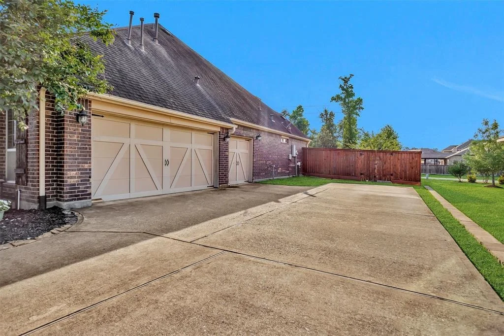 Photo of 40393 Mostyn Drive