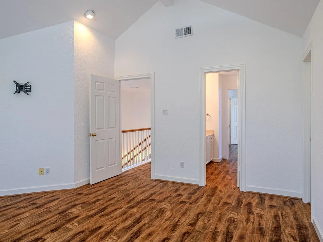 Photo of 3603 Springhill Lane