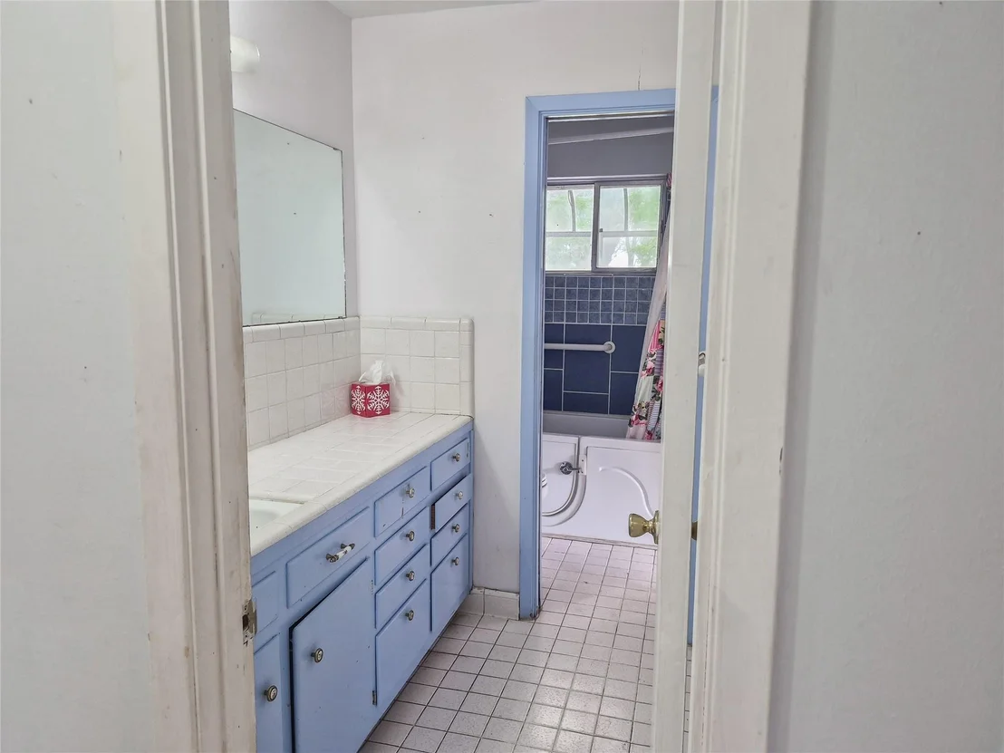Photo of 102 Post Oak