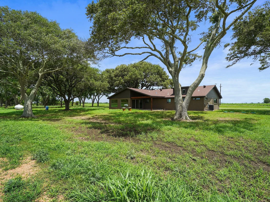 Photo of 3231 County Road 458