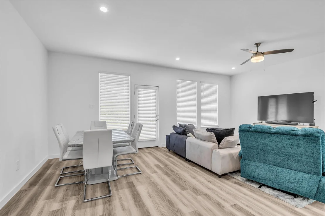 Photo of 3227 Creston Gate Drive