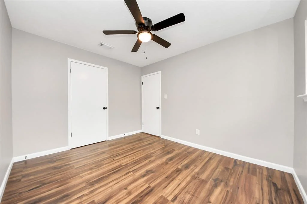 Photo of 870 Seamaster Drive