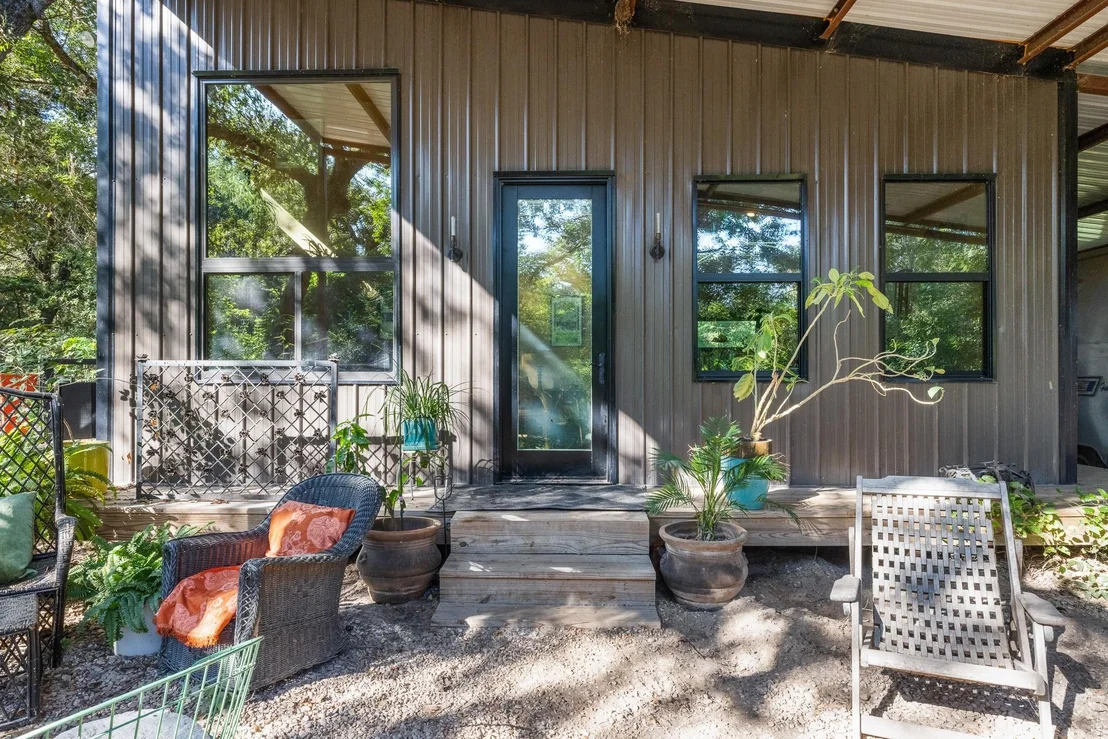 Photo of 1301 Private Road 3591