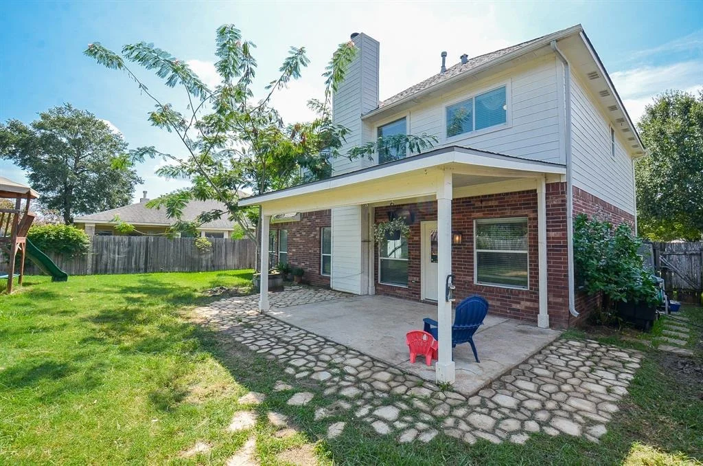 Photo of 6102 Pine Lakes Drive