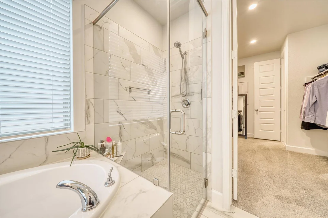 Photo of 8827 Harbor Pines Drive