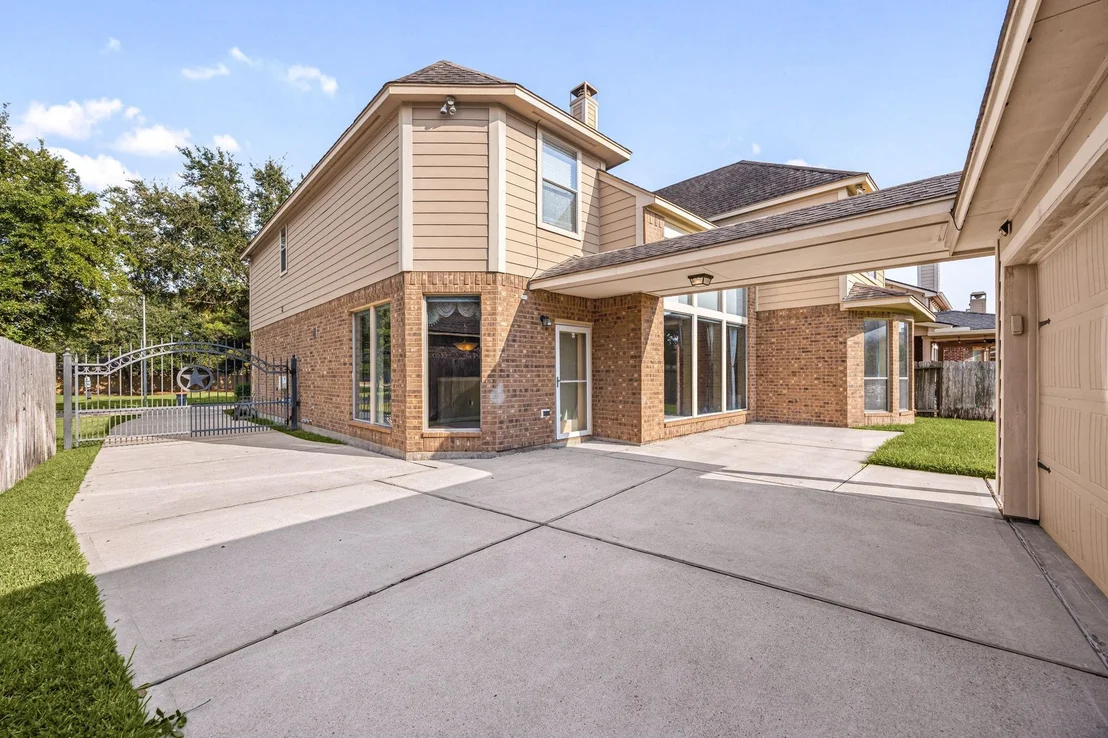 Photo of 6314 Pepper Hollow Lane