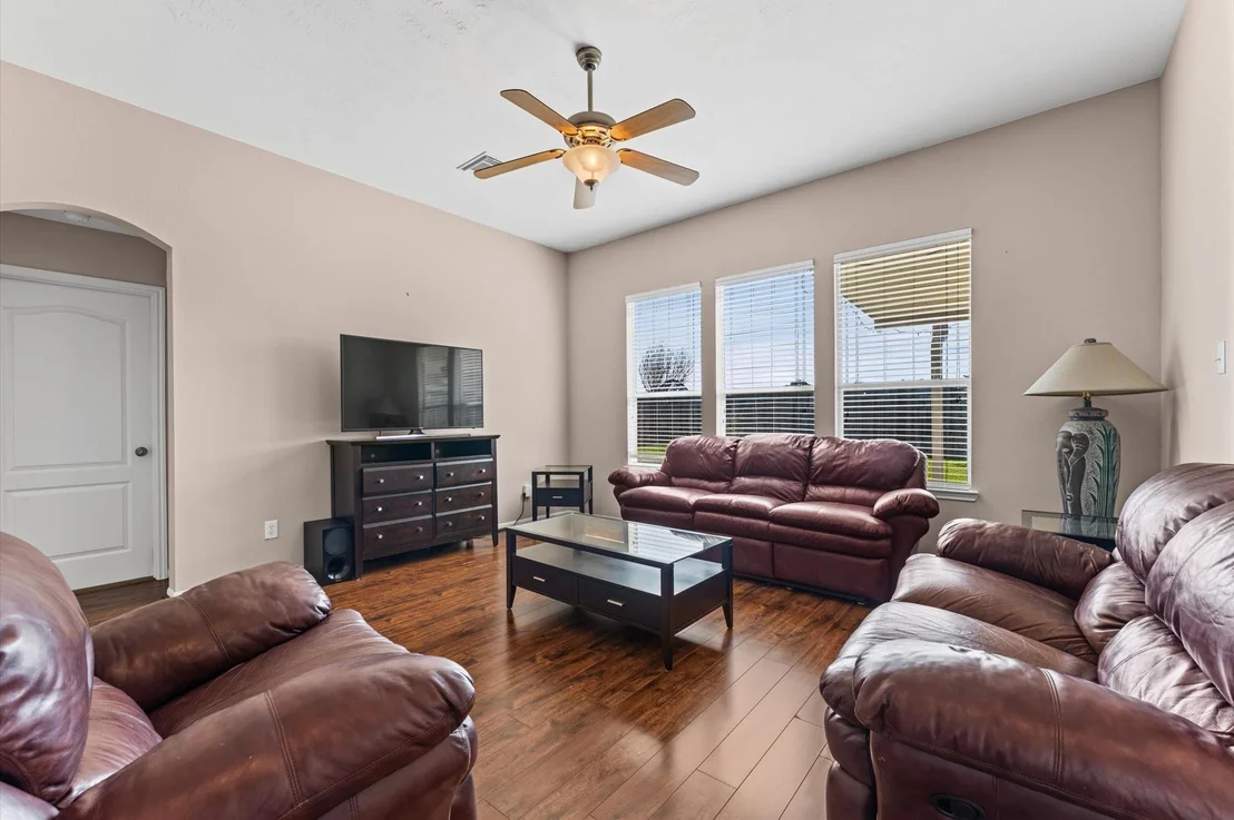 Photo of 3902 Pine Forest Green Boulevard