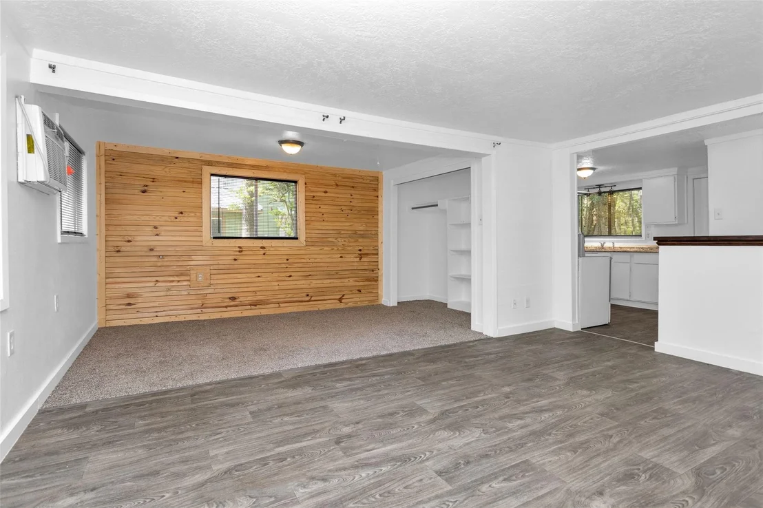 Photo of 5693 Cessna Drive