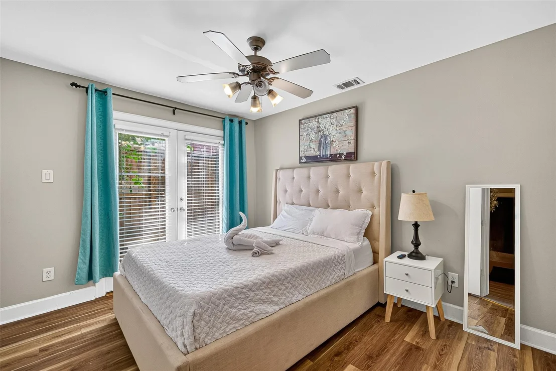 Photo of 11511 Main Pine Drive