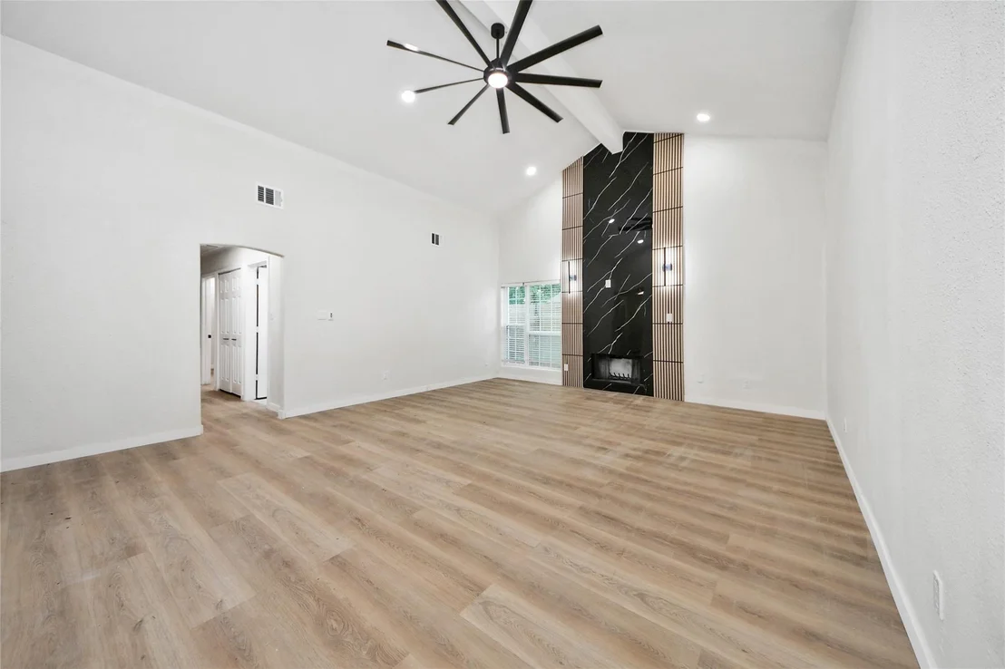 Photo of 15719 Baytree