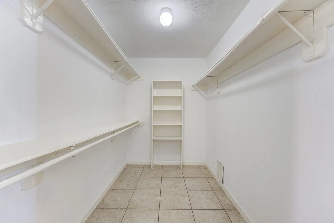 Photo of 16134 Beechnut Street