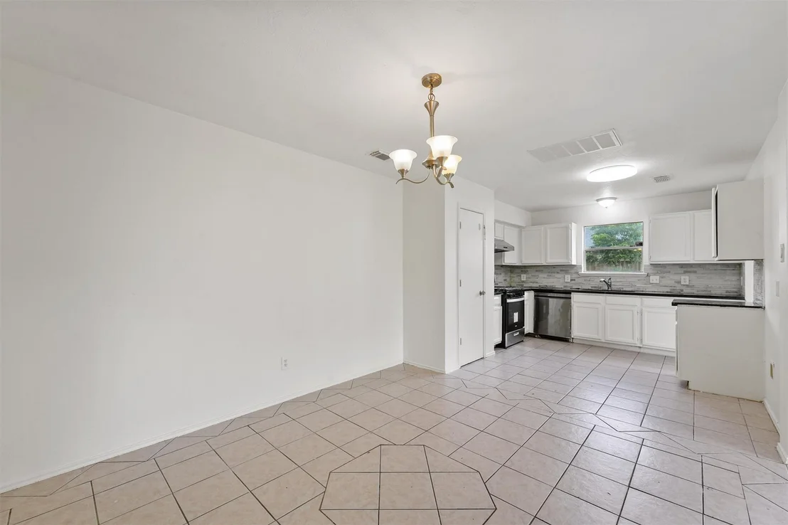 Photo of 11702 Evesborough Drive