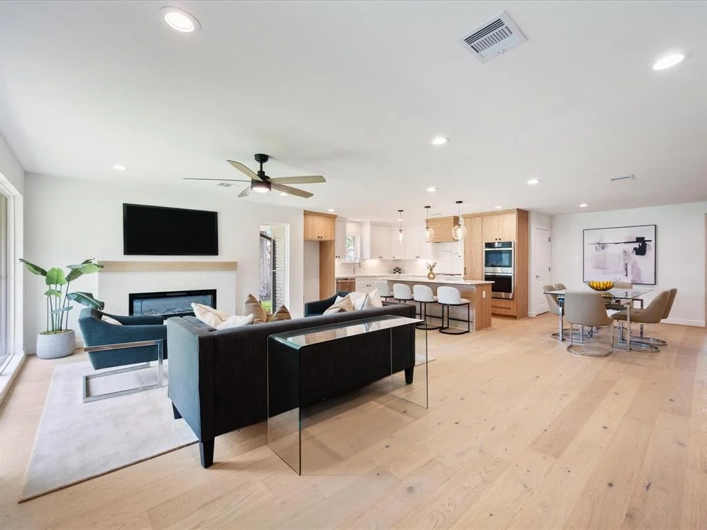 Photo of 10651 Mayfield Road