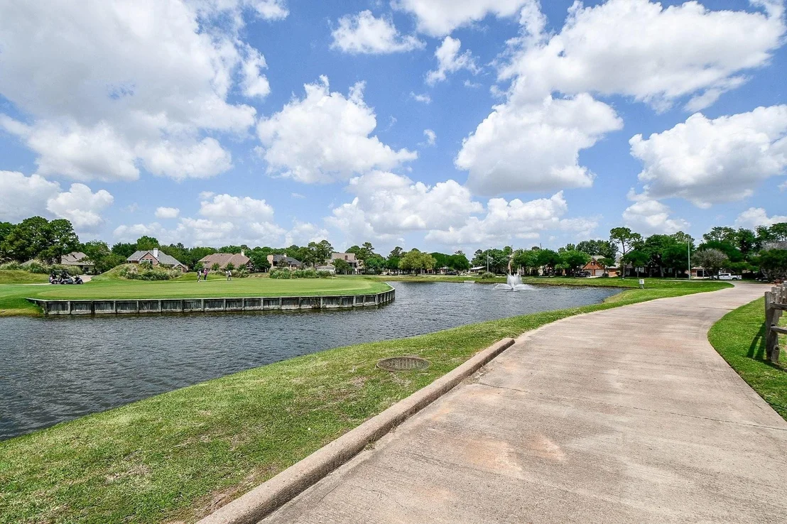 Photo of 906 Mahogany Run Drive