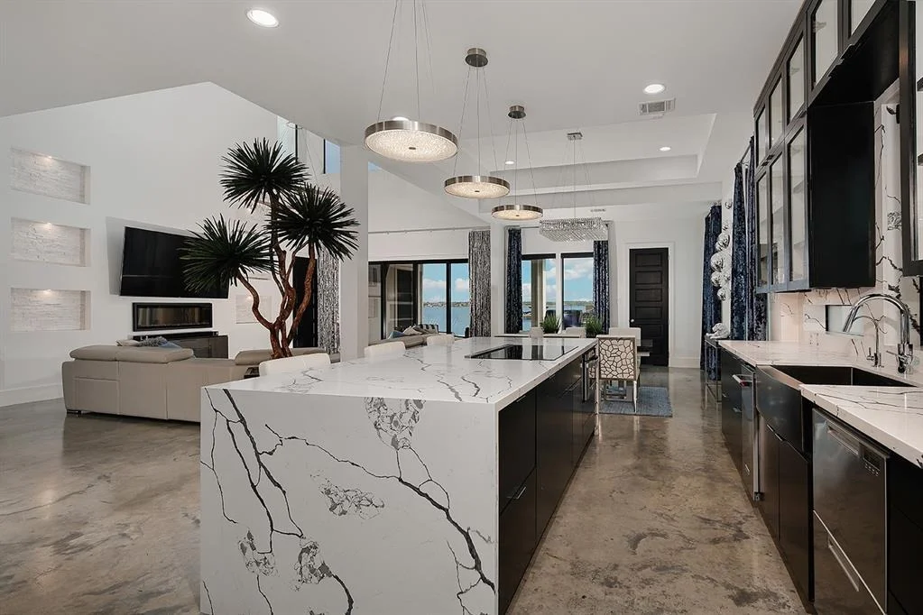Photo of 12378 Tramonto Drive