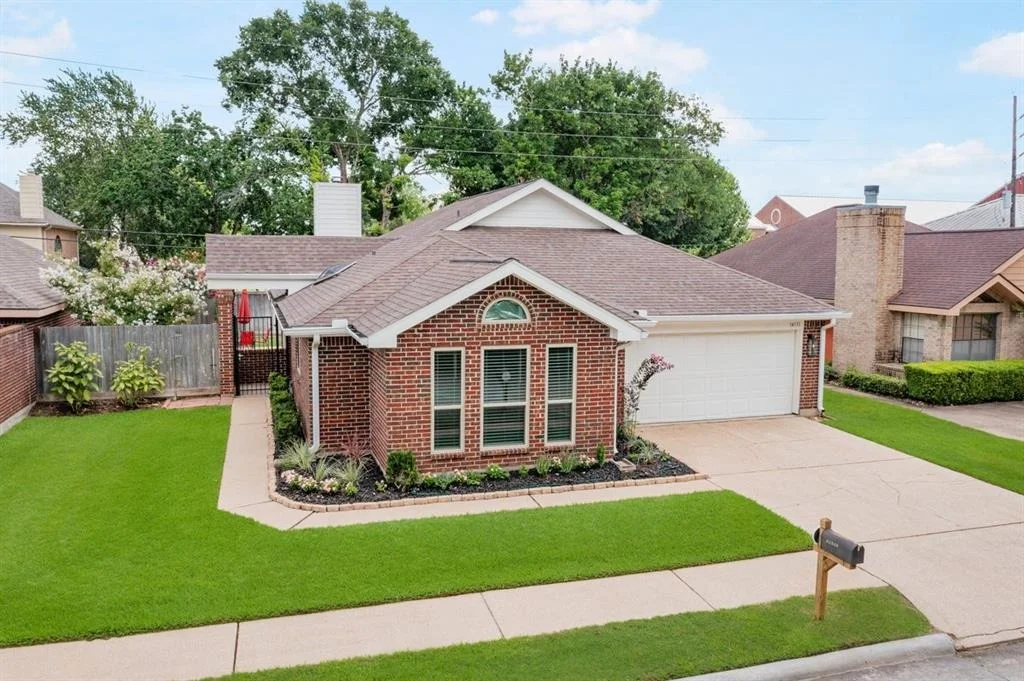 Photo of 14111 Highcroft Drive