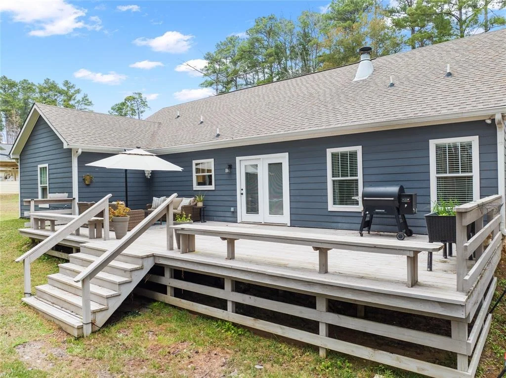 Photo of 180 Breezeway Drive