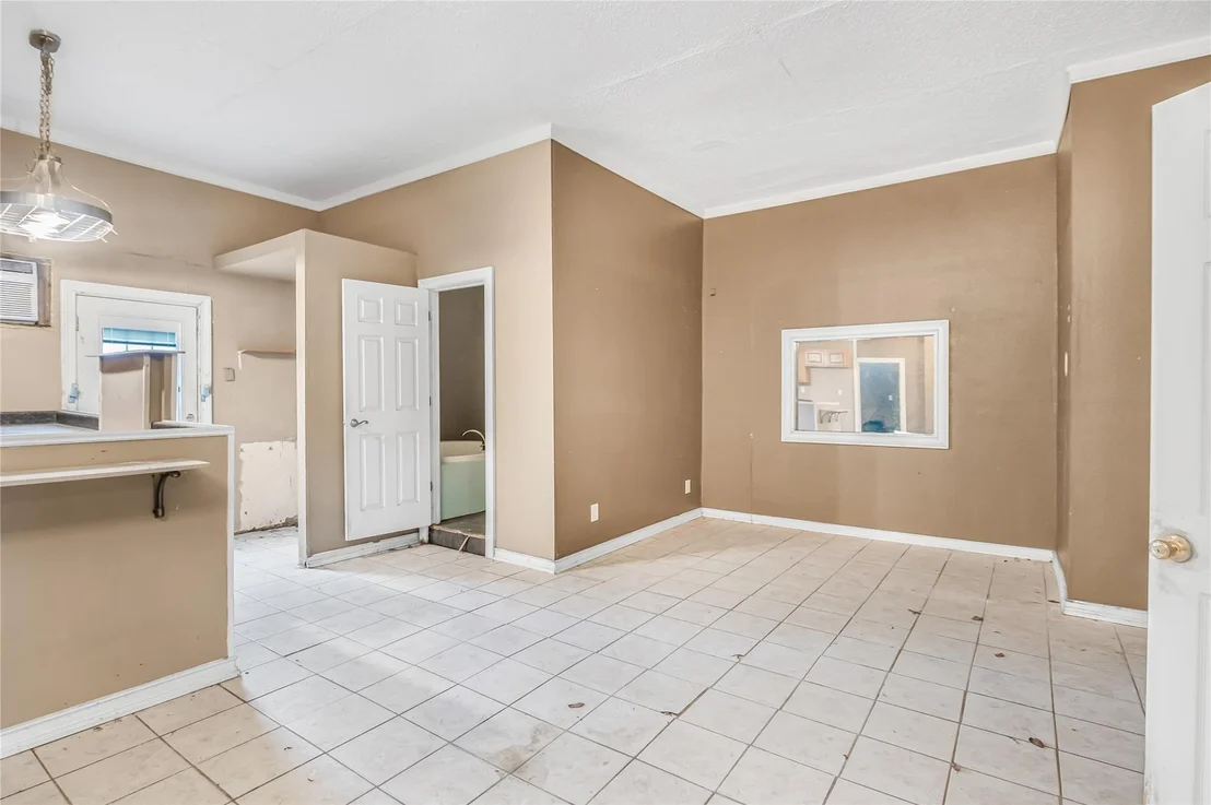 Photo of 124 12th Street